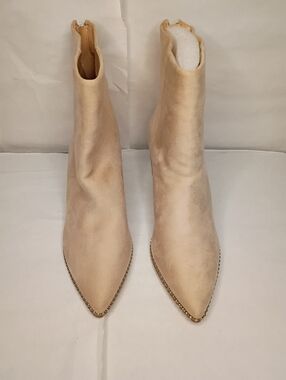Women’s Pointed Toe Ankle Boots in Beige with Suede Look Decorative Trim